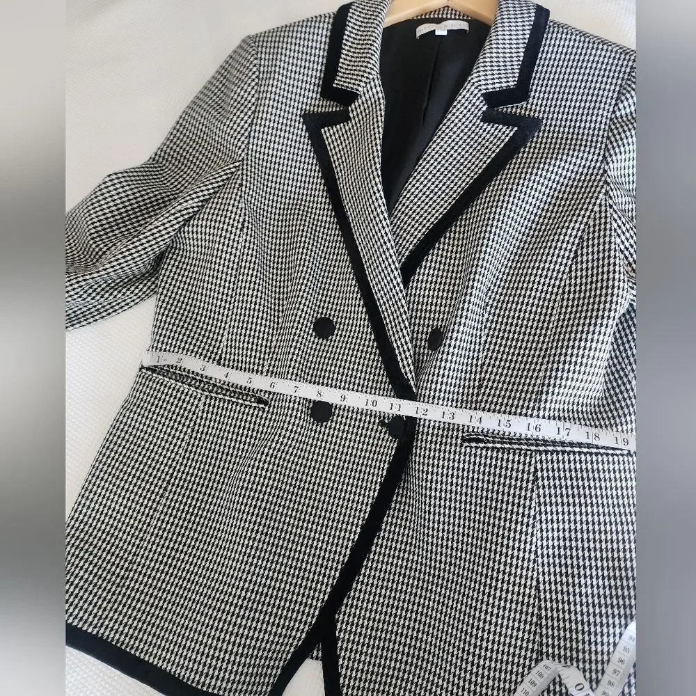 Preston & York chic houndstooth